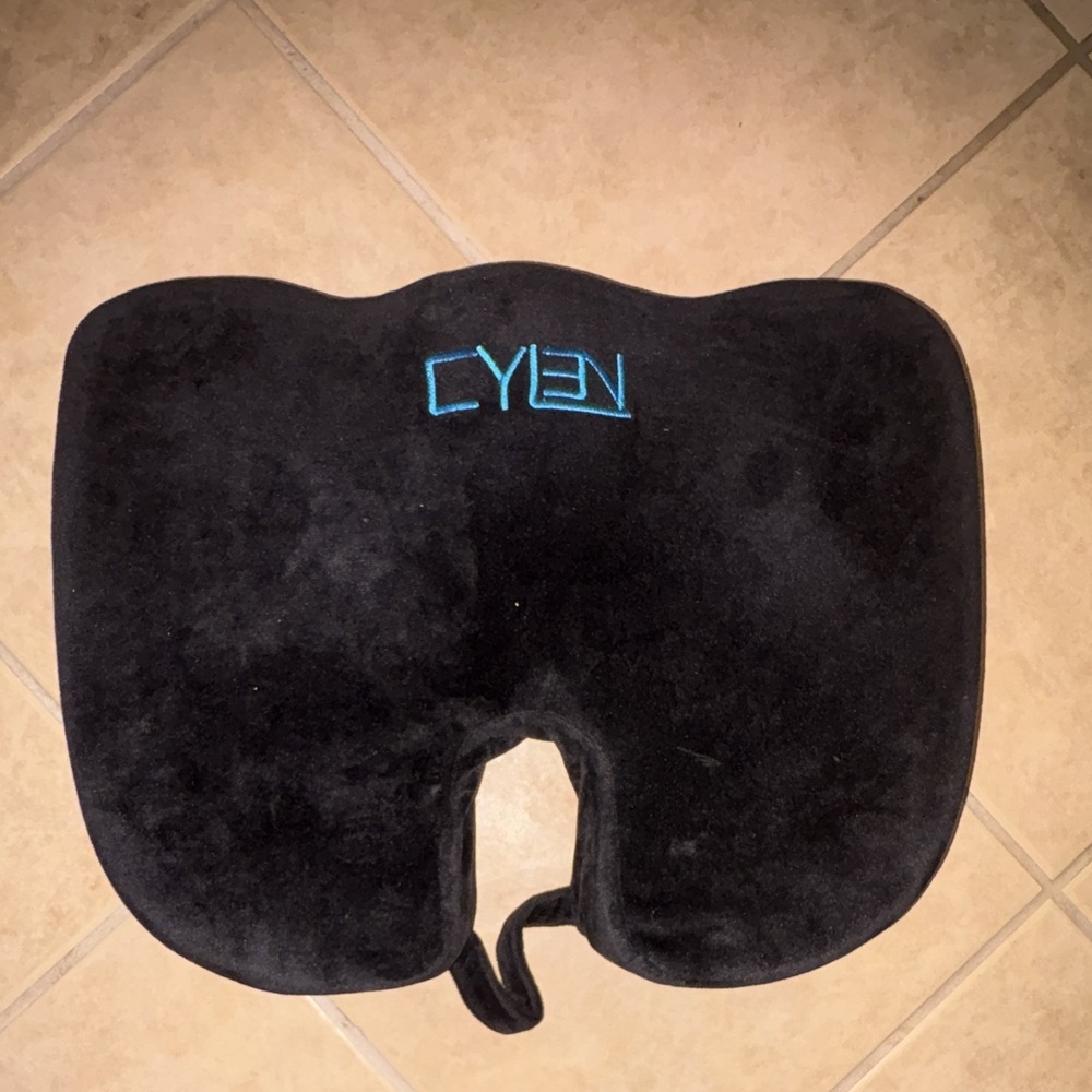 Cylen Home Memory Foam Bamboo Charcoal Orthopedic Seat Cushion Black